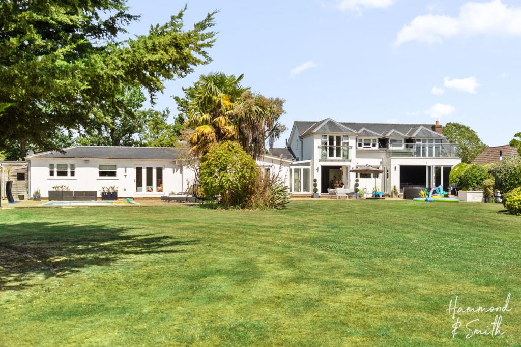 Main image of property: Toot Hill Road, Ongar, CM5