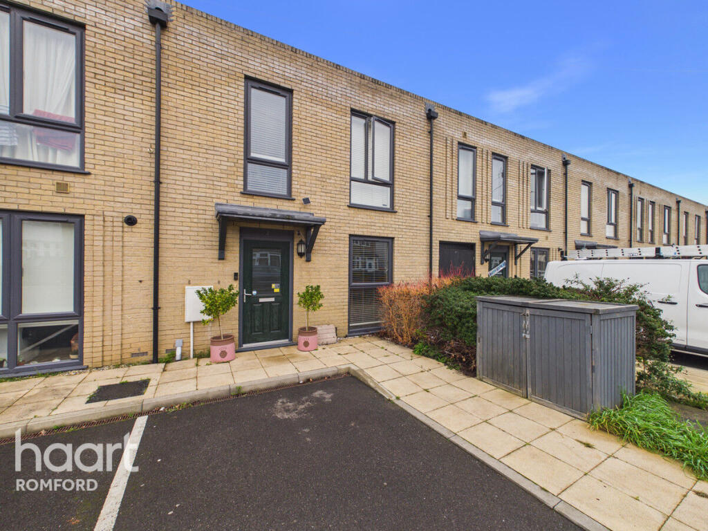Main image of property: Poplar Street, Romford, RM7 7JD