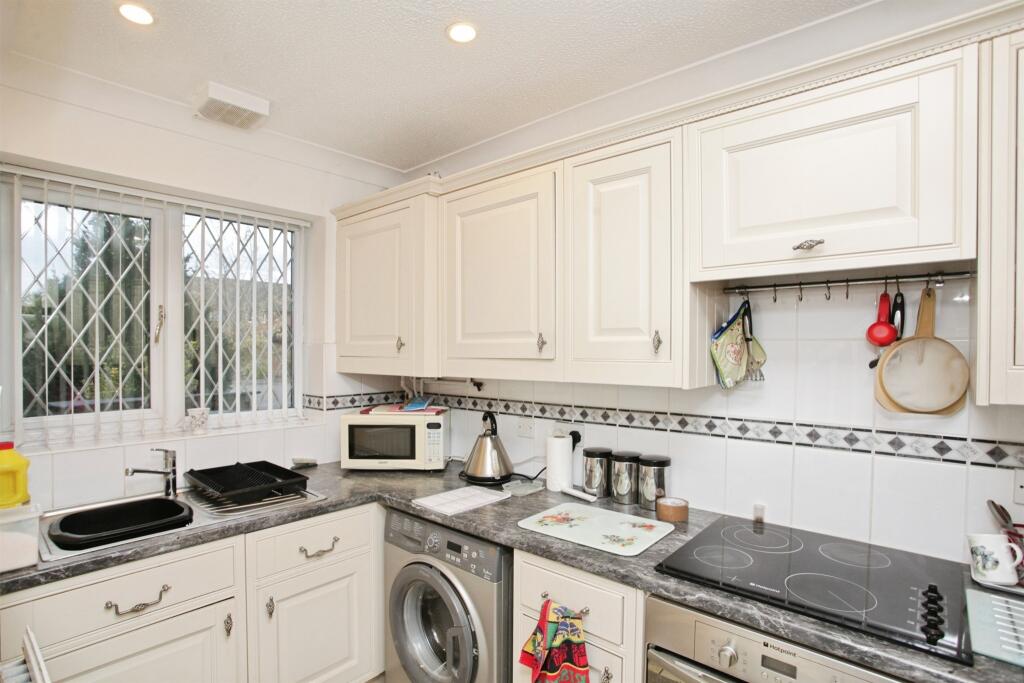 Mellish Road, Rugby photo 4