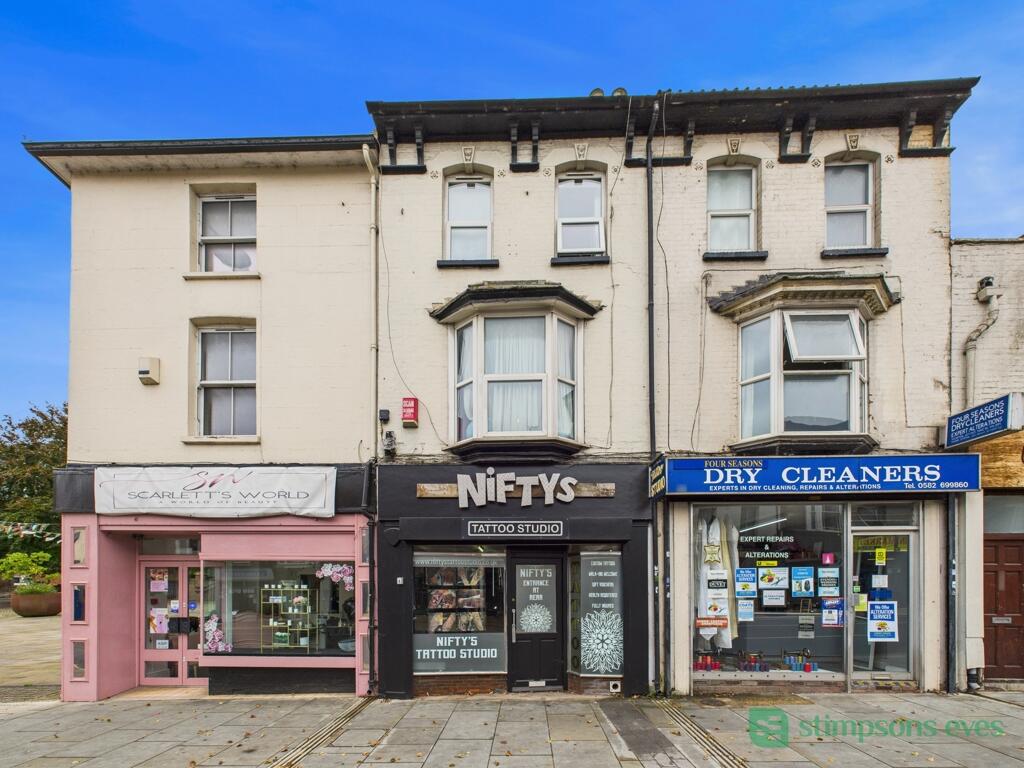 Main image of property: High Street South, Dunstable, Bedfordshire, LU6