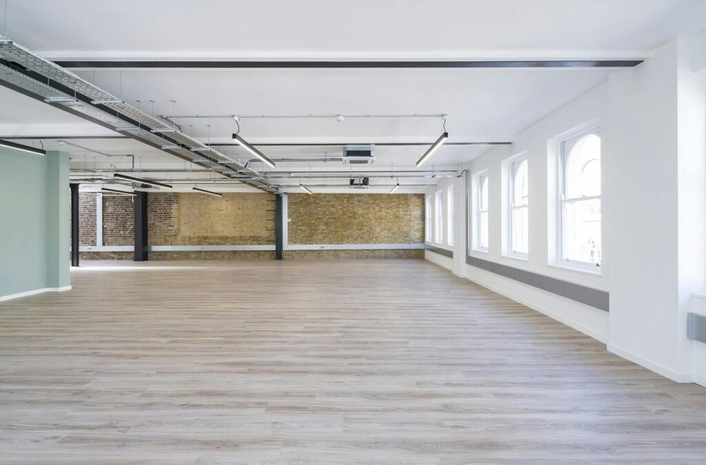 1st floor office space
