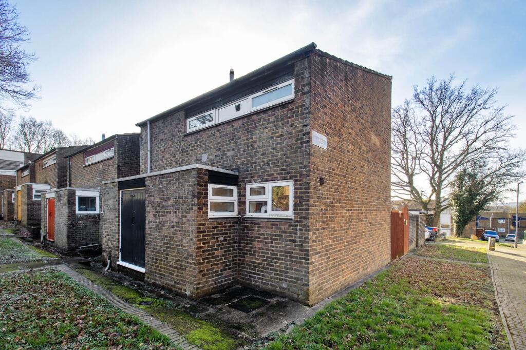 Main image of property: Stoneyfield, Edenbridge