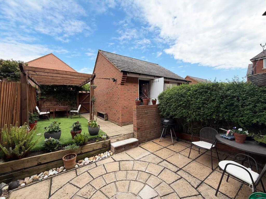 Flaxlands Row, Olney photo 4