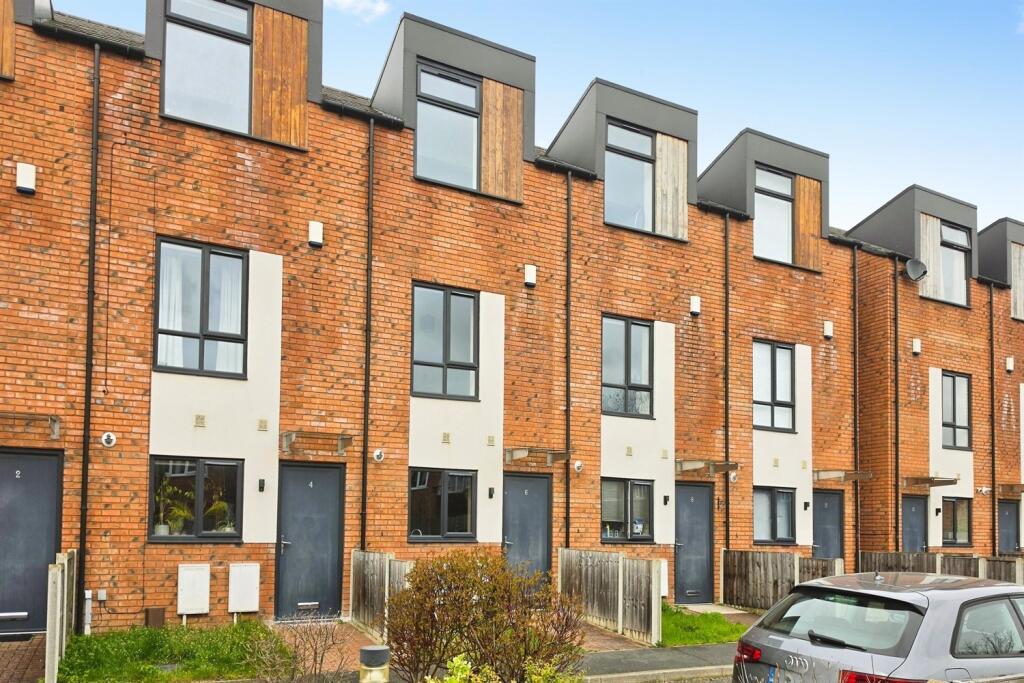 Main image of property: Roberts Yard, Beeston, NG9 2LJ