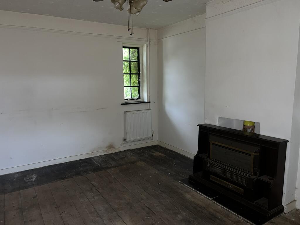 The Crescent, Lopham Road, East Harling, Norwich, Norfolk, NR16 photo 4
