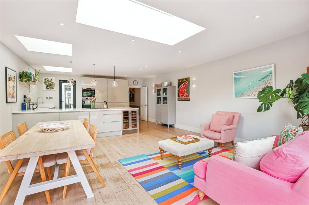 House in London - More