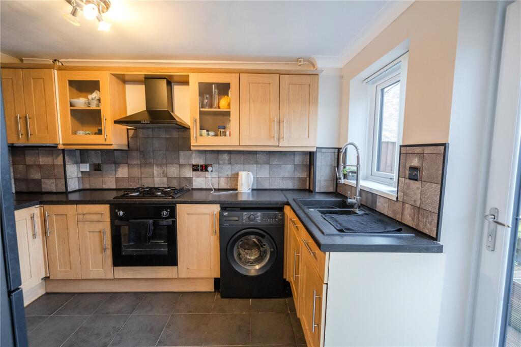 Nelson Way, Grimsby, Lincolnshire, DN34 photo 3
