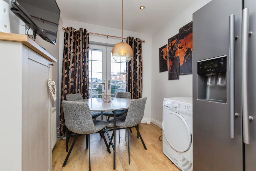 House in Billingham, Stockton-on-Tees - More