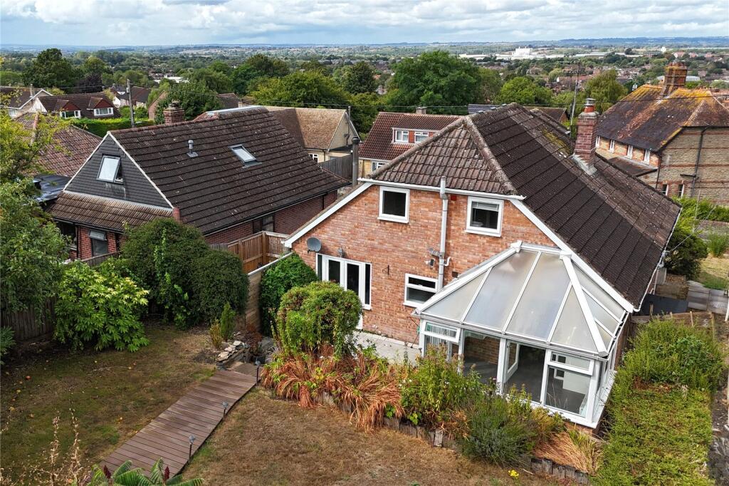 House in Westbury, Leigh Park - More