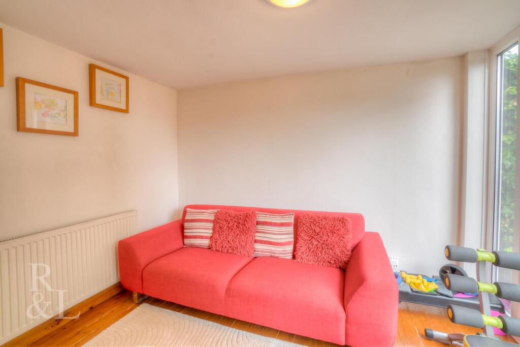 House in Rushcliffe, Nottinghamshire - View 4