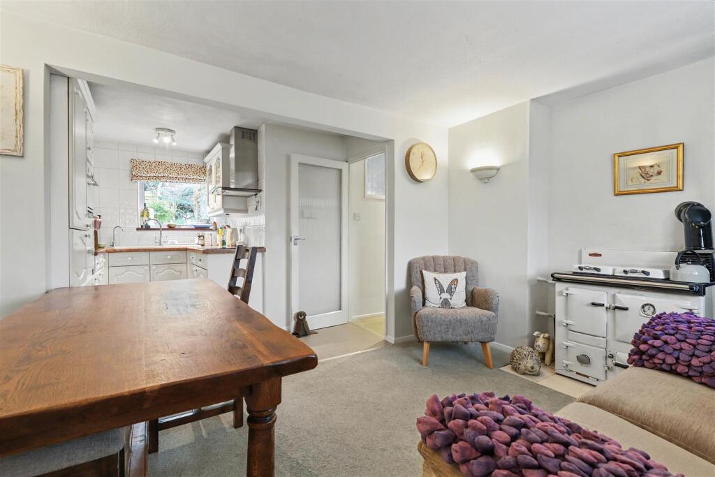 House in West Oxfordshire, Fulbrook - View 2