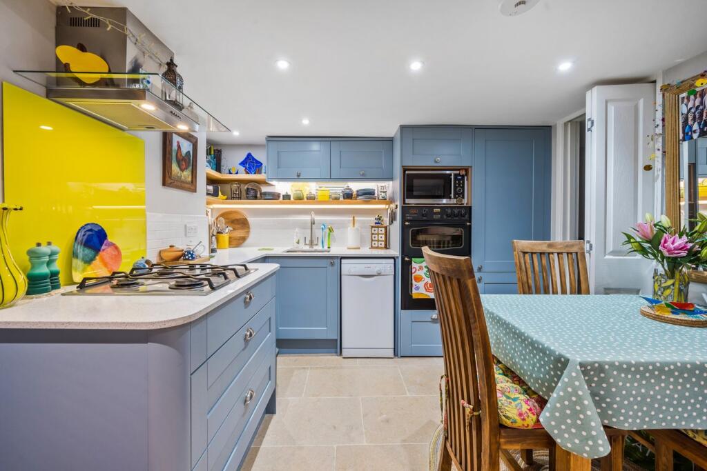 Hillview Cottage, Rodborough Lane, Stroud, GL5 photo 4