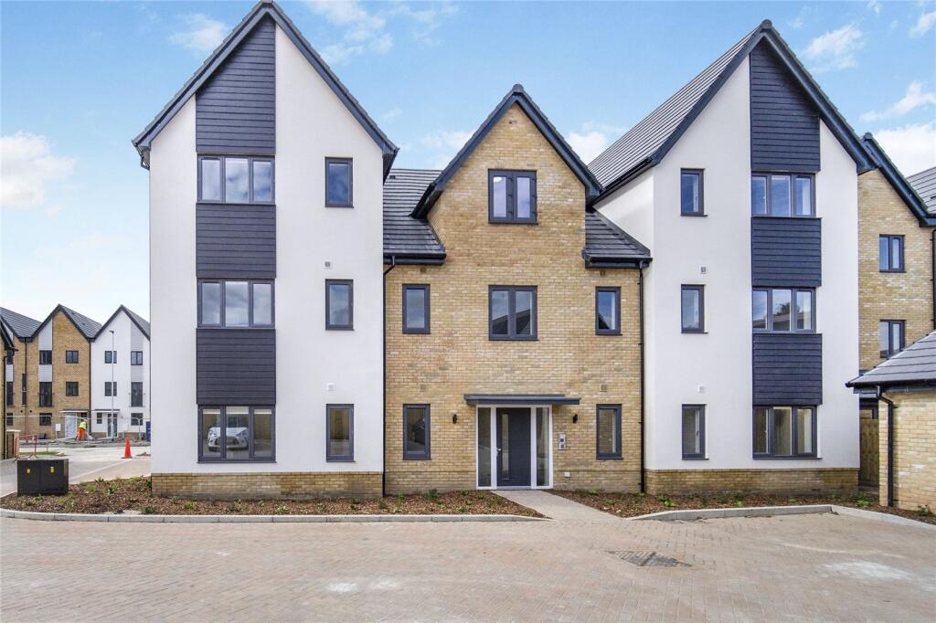 Main image of property: Buckler Ride, Crowthorne, RG45