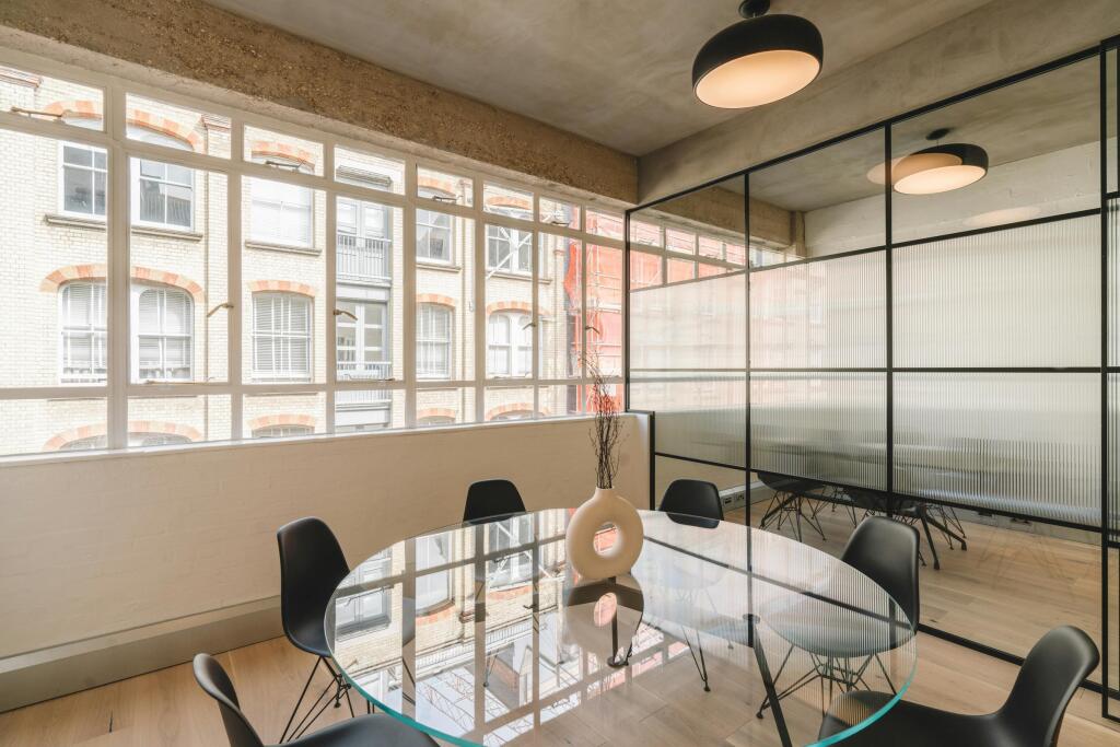 11-12 Great Sutton Street - Interior