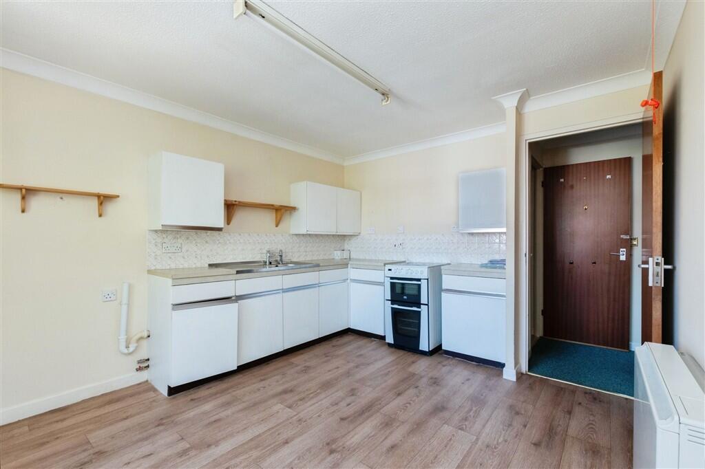 Apartment in Bournemouth - View 2
