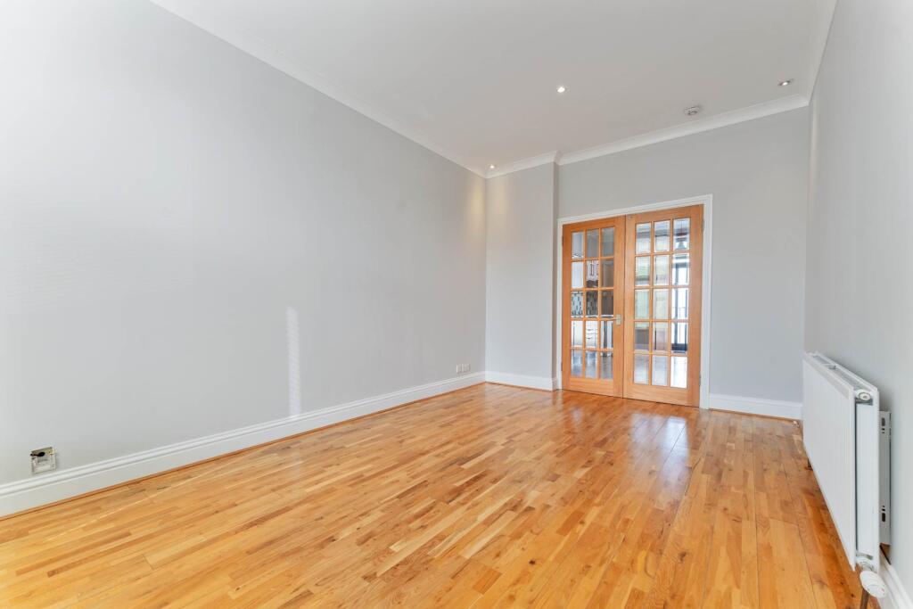 Apartment in Paisley - View 5