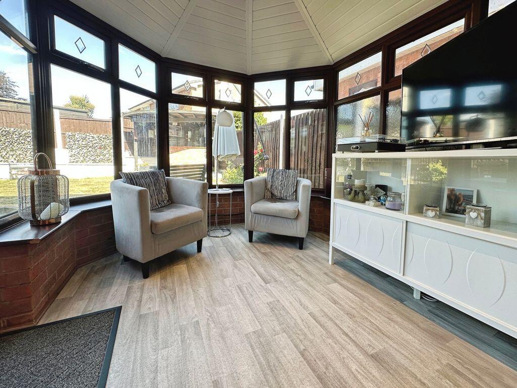House in Walsall, Barn's Lane, High Heath - More