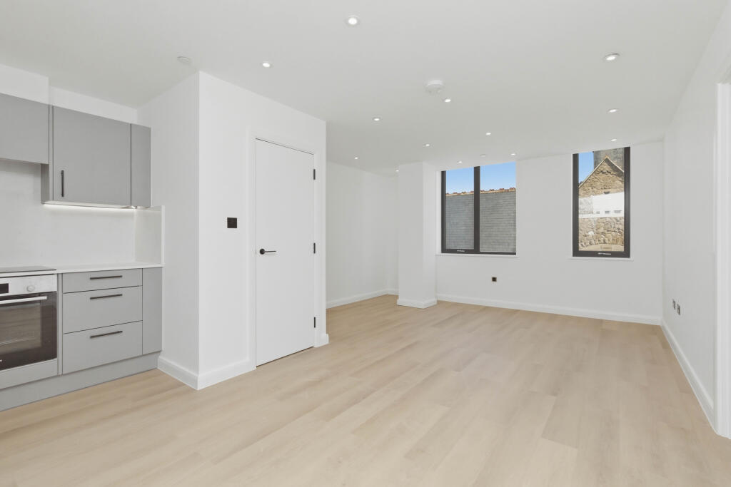 Main image of property: Station Road, Sidcup, DA15 7EJ