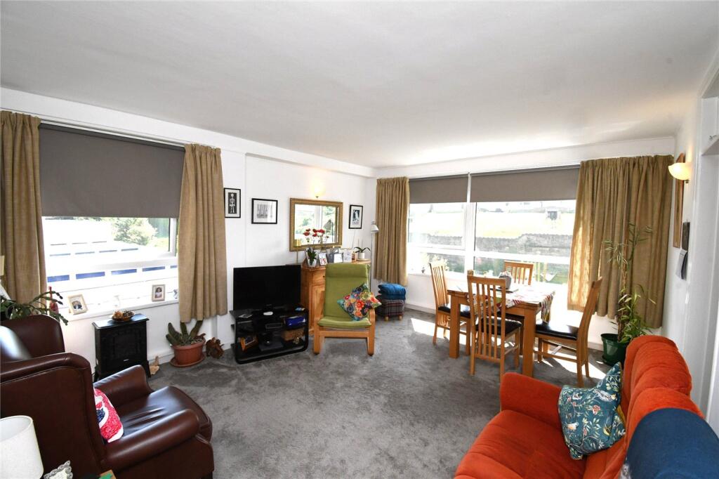 Apartment in Wallasey, New Brighton - View 3