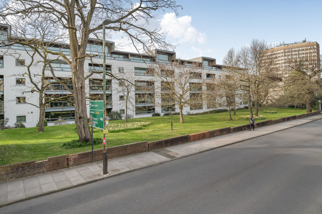 Main image of property: Montpellier Grove, Cheltenham, GL50