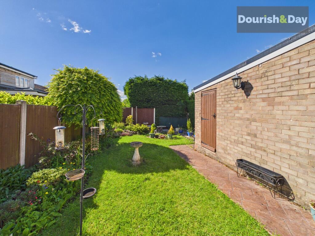 Babbacombe Avenue, Stafford, ST17 photo 4