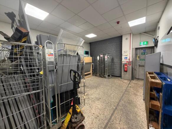 Morrisons Loading T202608031247.jpg