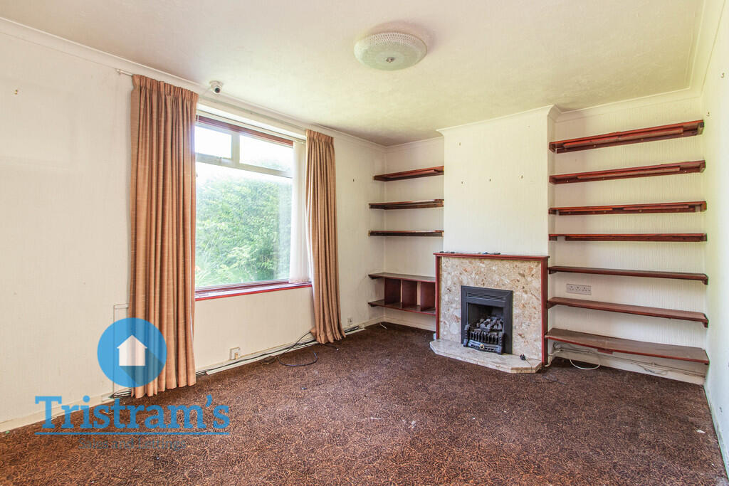 House in Nottingham, Bilborough - View 5