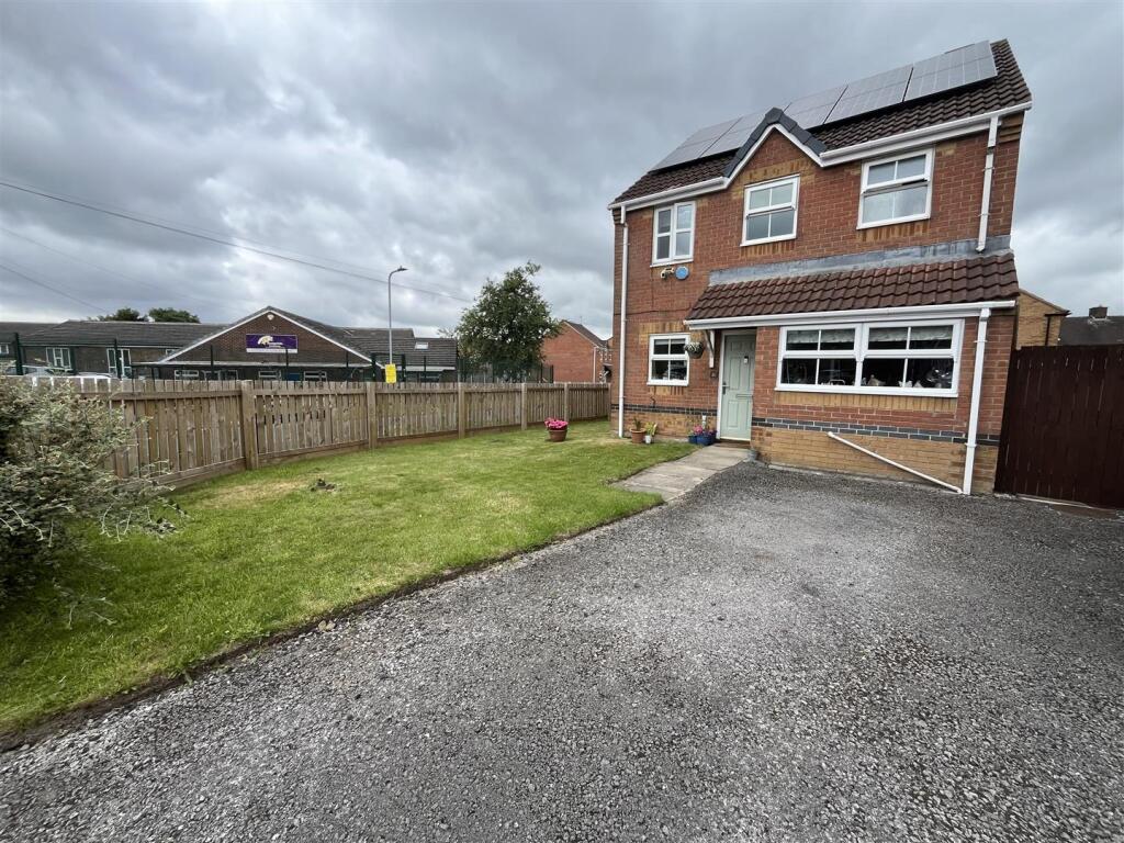 Main image of property: The Crescent, Buttershaw, Bradford
