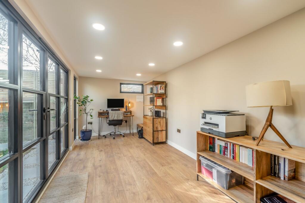 Additional image 8 of College Street, St. Albans, Hertfordshire