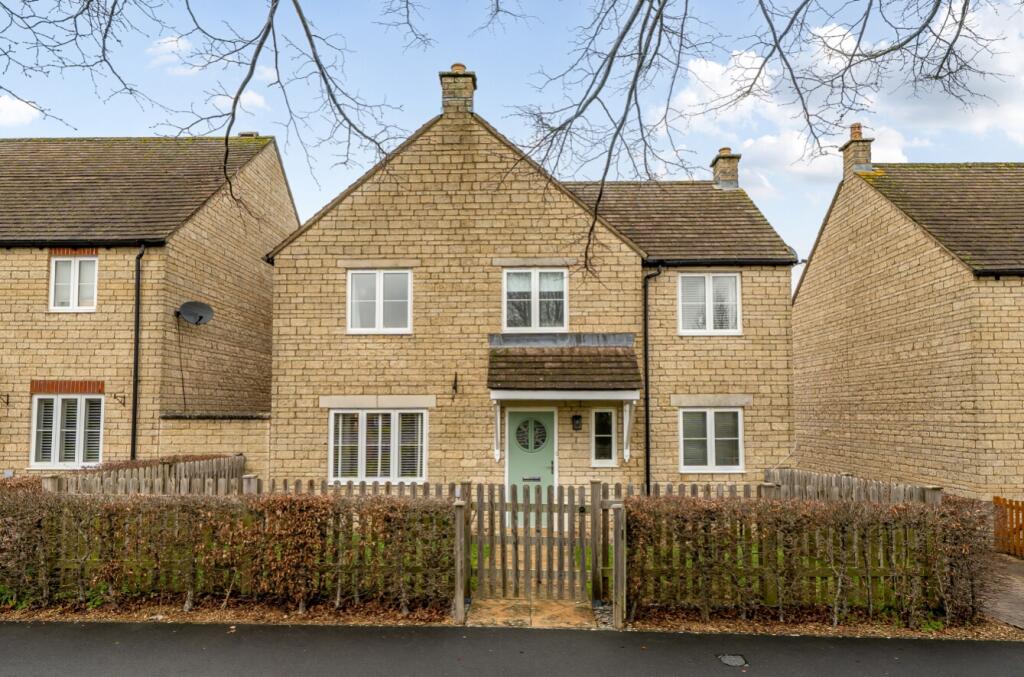 Main image of property: Bluebell Way, Carterton, Oxfordshire, OX18