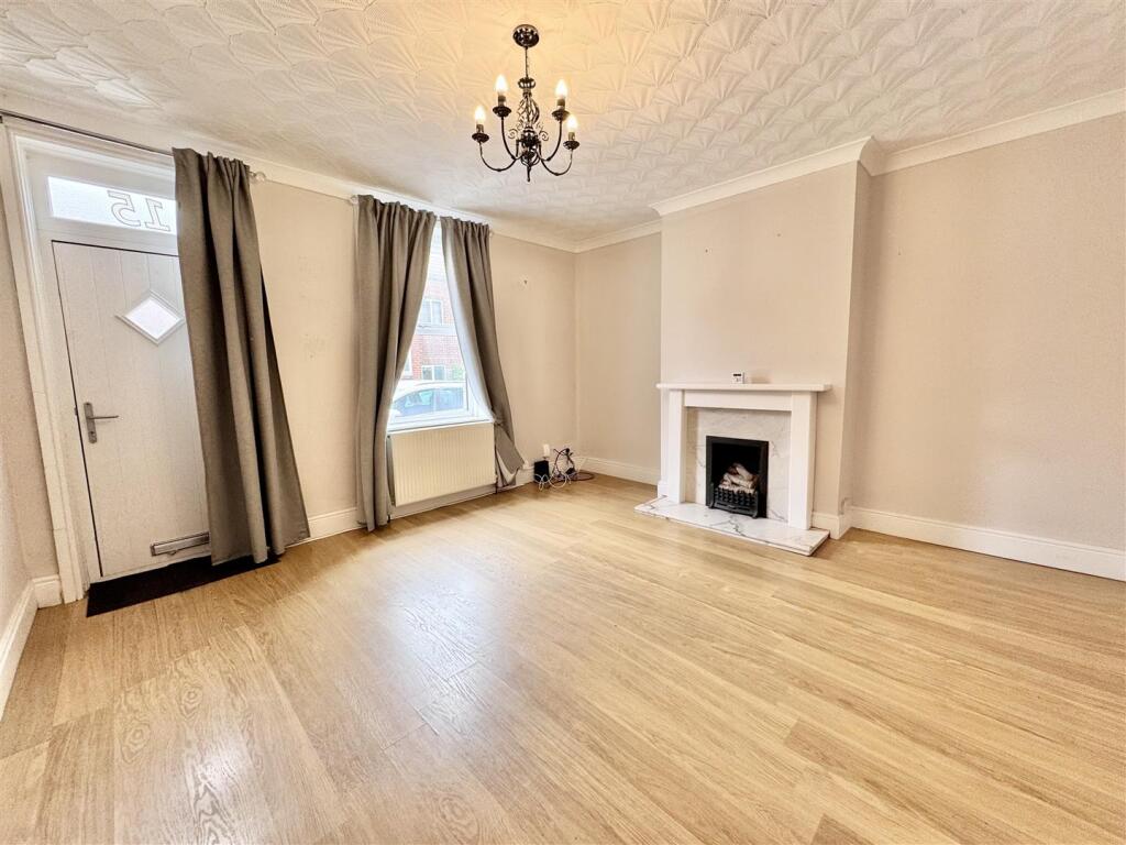 House in Barnsley, South Yorkshire - View 6