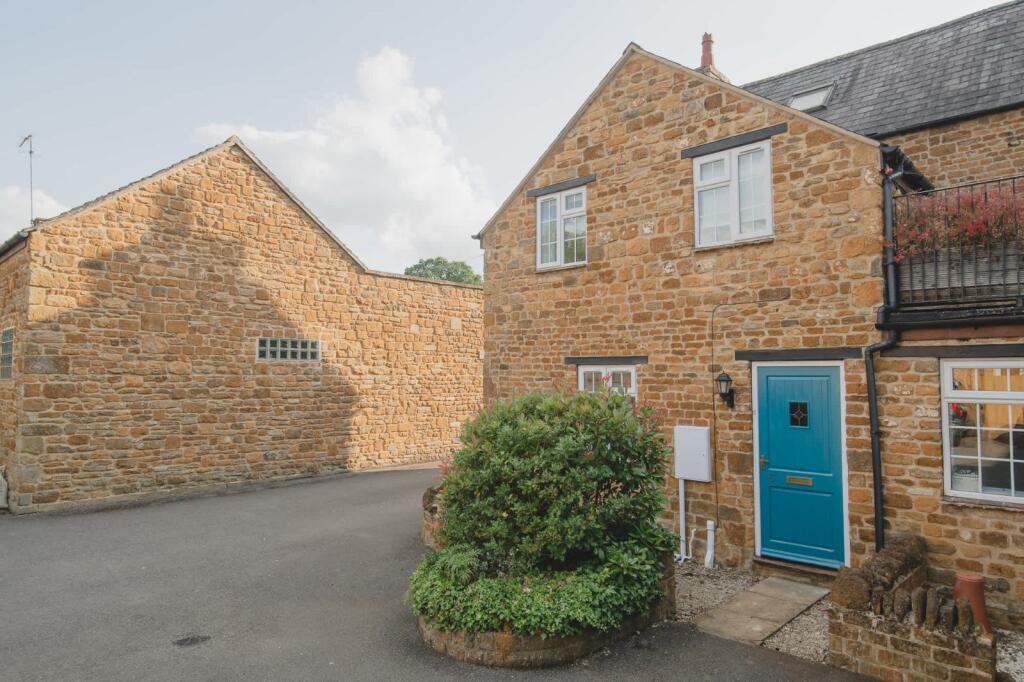 Main image of property: Round Close Road, Adderbury, Banbury, Oxfordshire