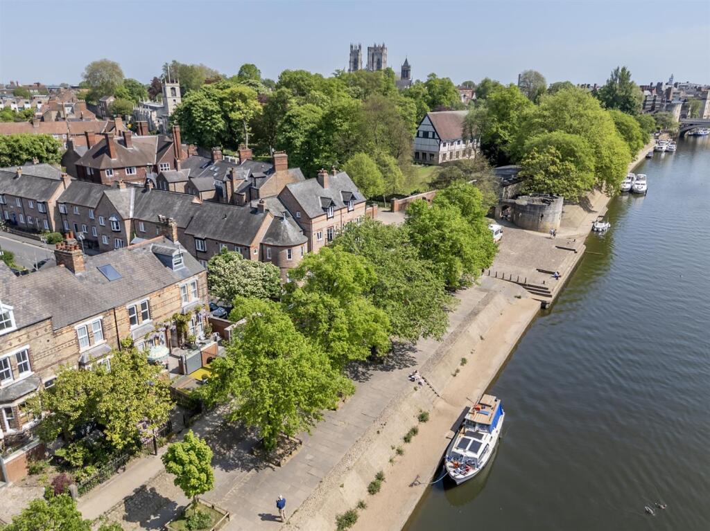 Main image of property: Earlsborough Terrace, York