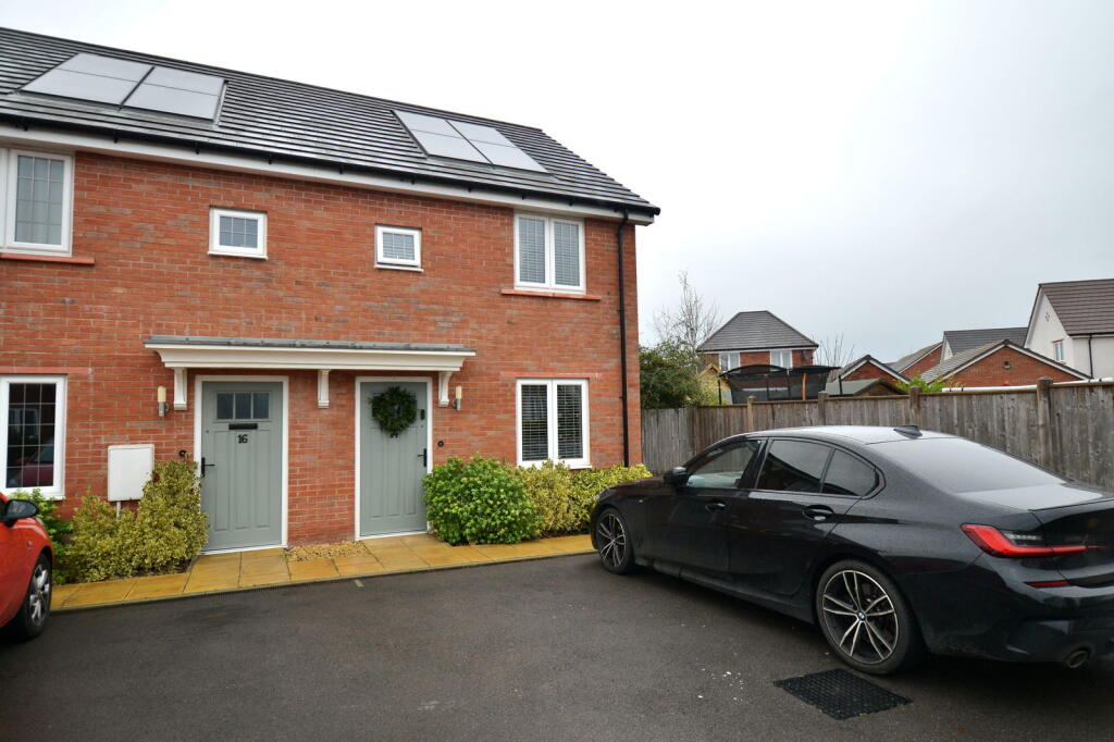 Main image of property: Christchurch Way, Evesham, WR11 2BN