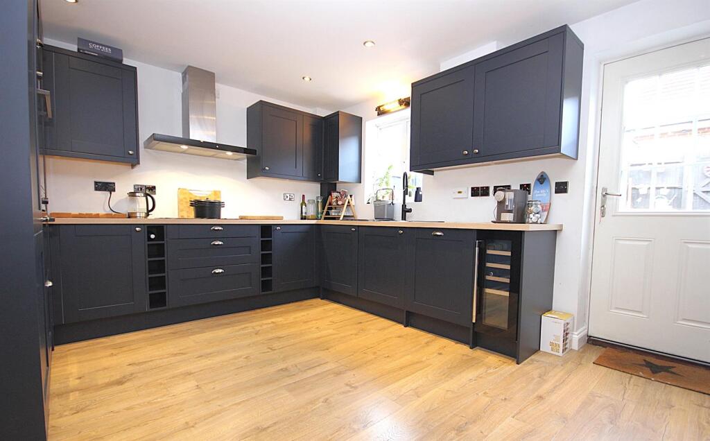 House in Fareham, Whiteley - View 2