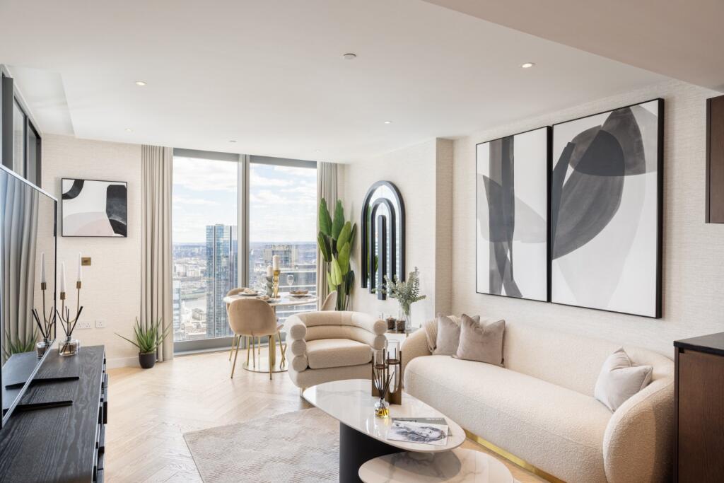 2-bed flat on Landmark Pinnacle, 
15 Westferry Road, E14, £975,000