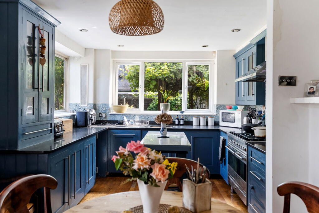 4-bed terraced on Aldbourne Road, London, W12, £1,299,000