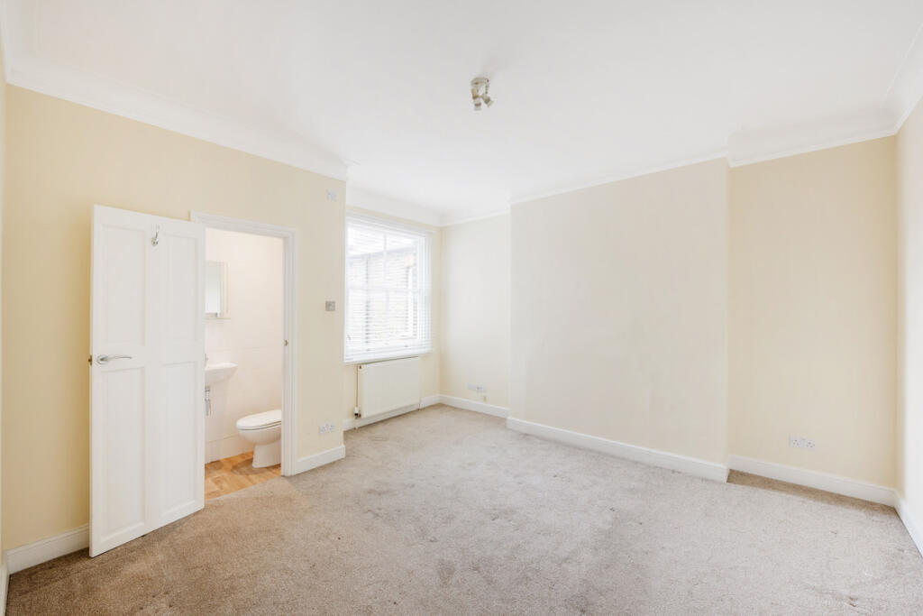 Apartment in London - View 4