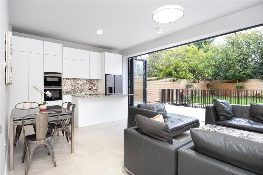 Woodborough Road, London, SW15 photo 3