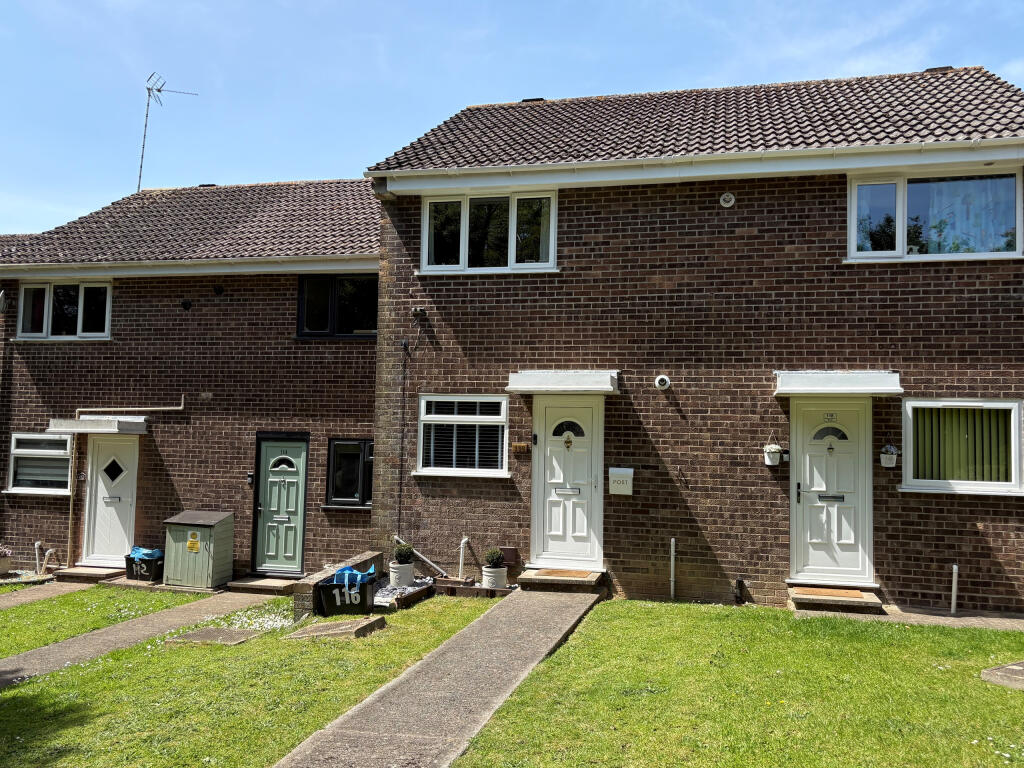 2-bed terraced on Runnymede Road, Yeovil, Somerset, BA21 5SZ, £190,000