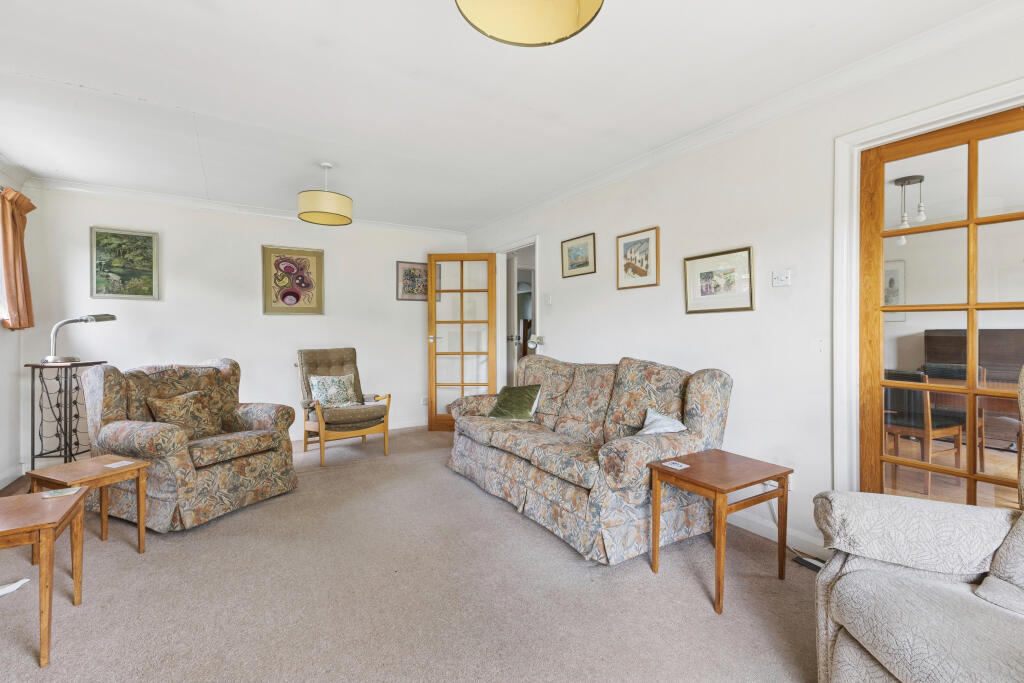 Oxdowne Close, Stoke D'abernon, Cobham, Surrey - More
