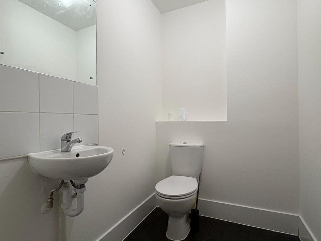 House in Dartford - View 4