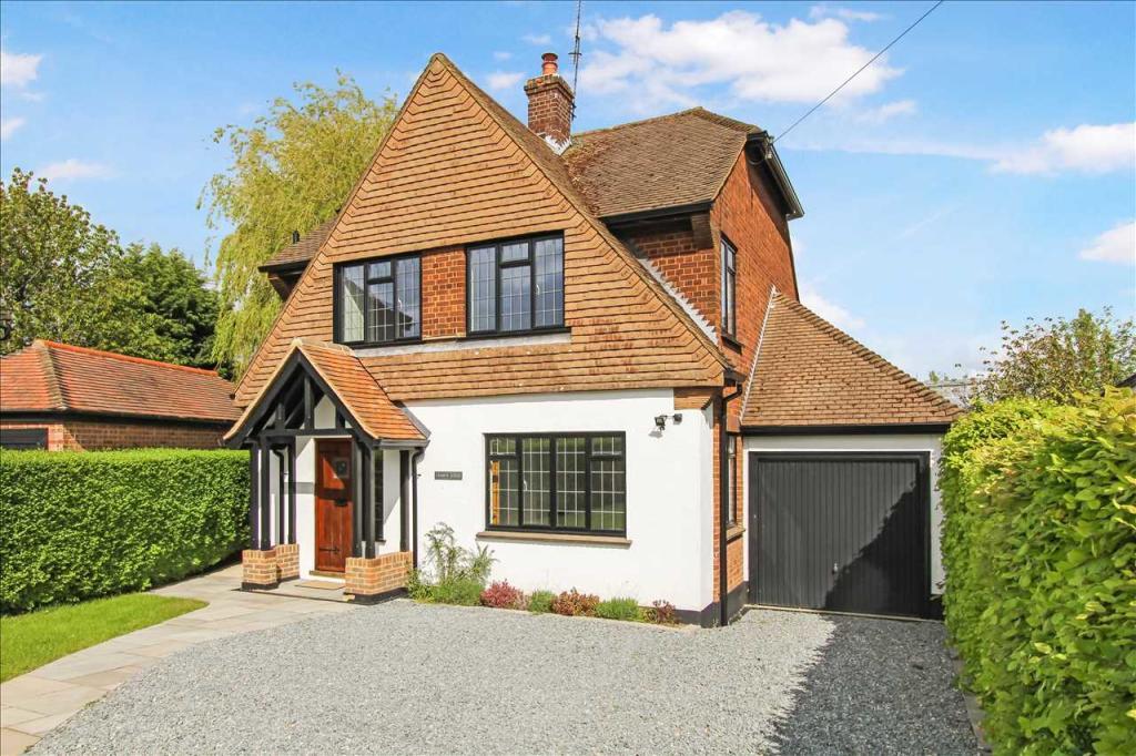Main image of property: Shenfield Green, Shenfield