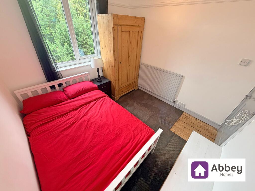 House in Leicester - View 4