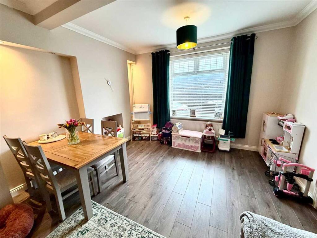 Gethin Terrace,Llwyncelyn - View 4