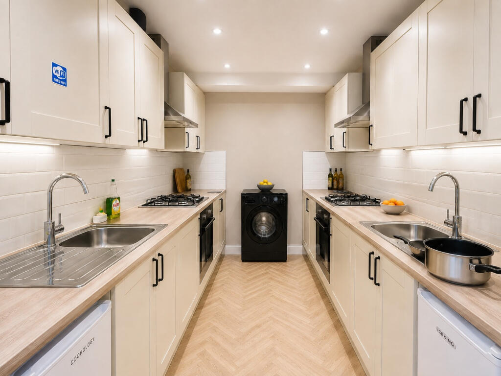 Main image of property: Taunton Road, London, SE12
