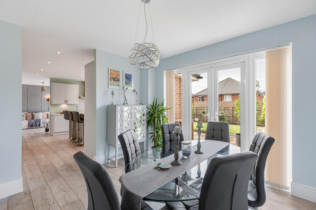 House in Vale of White Horse, Blaise Park, Milton - More