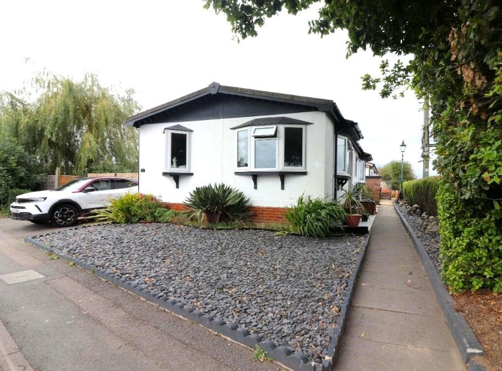 Main image of property: Half Moon Lane, Pepperstock, Bedfordshire, LU1 4LW