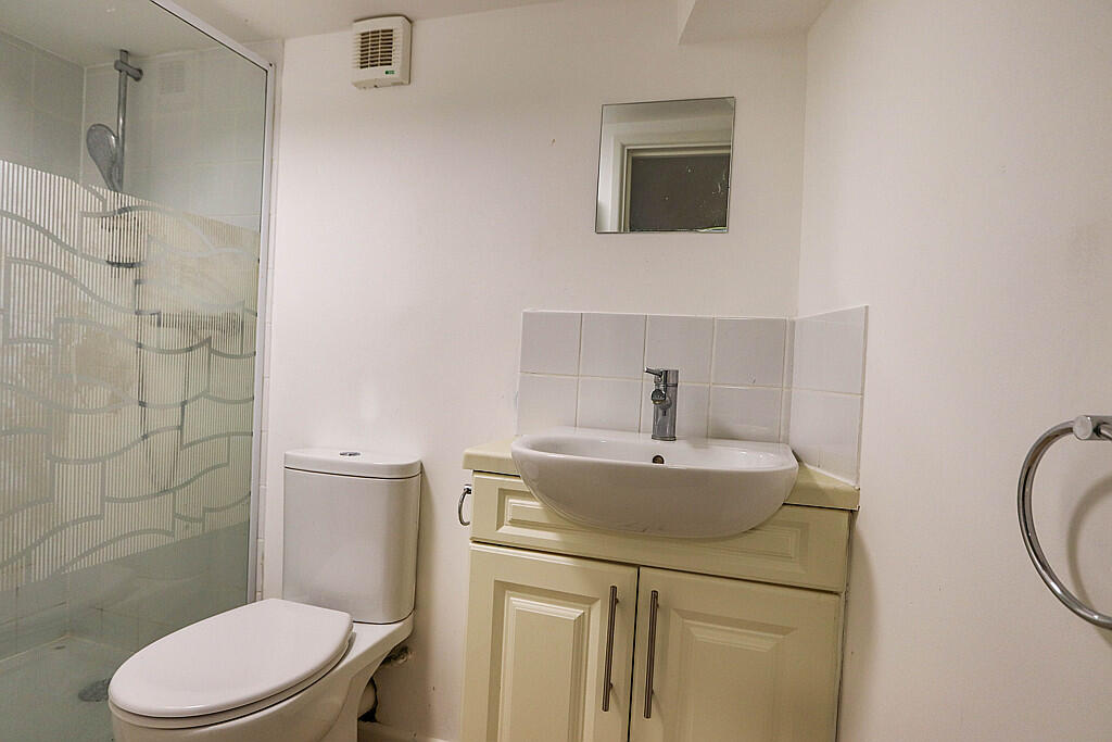 Main image of property: Room in 8-10 Hill Street Haverfordwest SA61 1QF