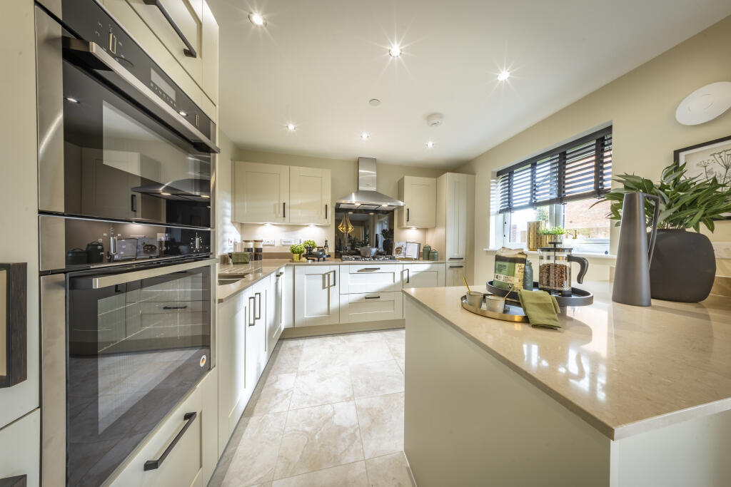 Main image of property: New Brighton Road,
Mold, 
CH7 6ZA